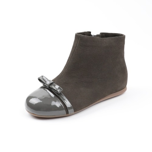 Ash Gray Link Ankle Boots (Nappy: Napping)